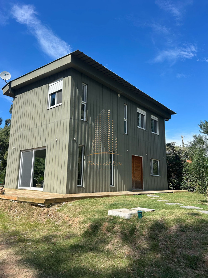 Casa ID.792 - Casa en venta en Punta del Este- 3 Dormitorios Jardines de cordoba
