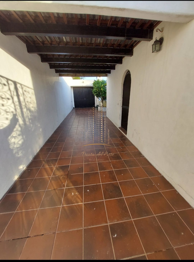 Casa ID.473 - Casa en Venta, Parada de Playa Mansa, Punta del Este
