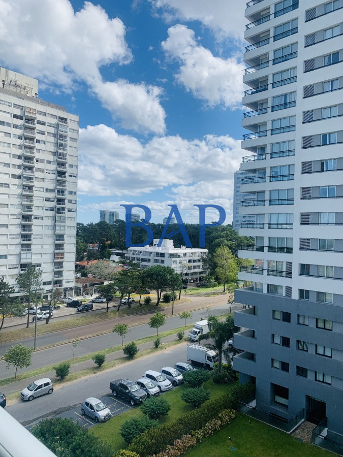 Apartamento ID.92 - Apartamento en Venta, Punta del Este, Torre con amenities