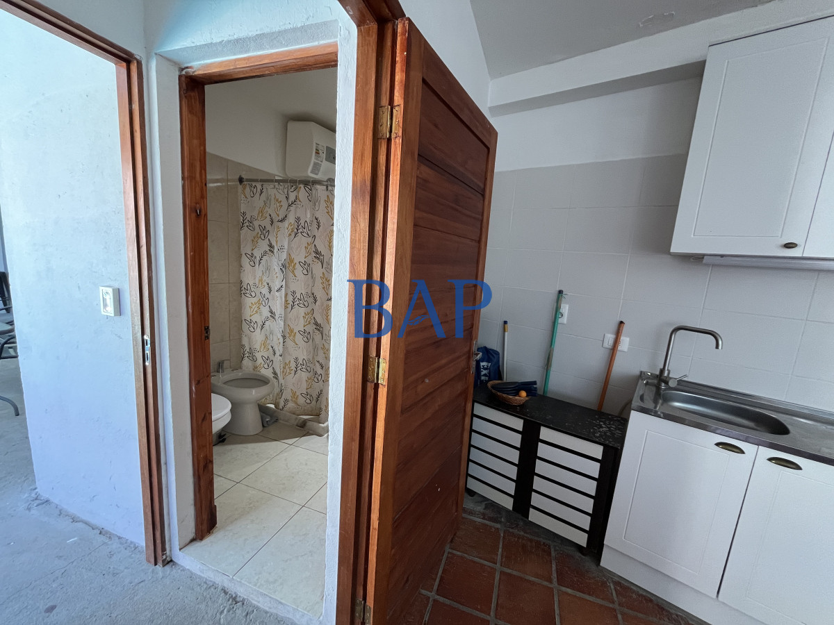 Casa ID.45 - Casa en venta de 3 dormitorios - Zona colegios Cantegril.