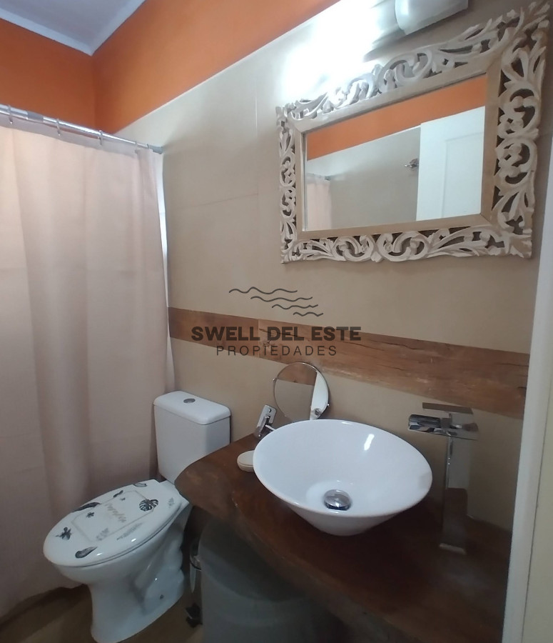 Casa ID.57 - Casa En alquiler de verano y Venta Punta Del Este, Pinares.