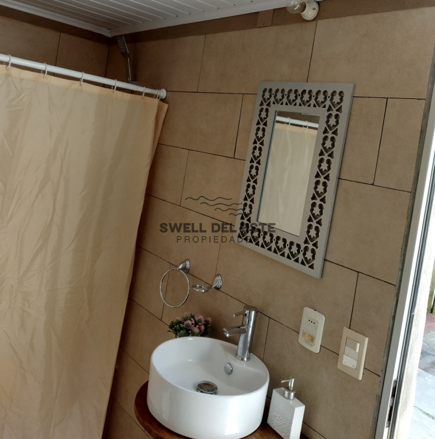 Casa ID.57 - Casa En alquiler de verano y Venta Punta Del Este, Pinares.