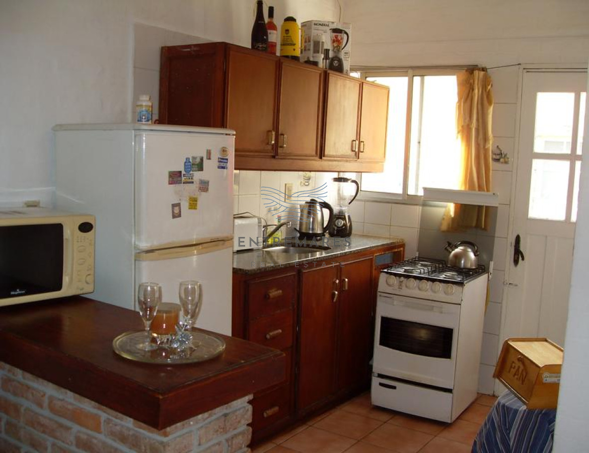 Casa ID.275 - Casa en venta - Lausana 3 dormitorios + Dep completa.