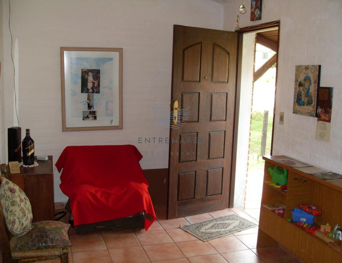 Casa ID.275 - Casa en venta - Lausana 3 dormitorios + Dep completa.