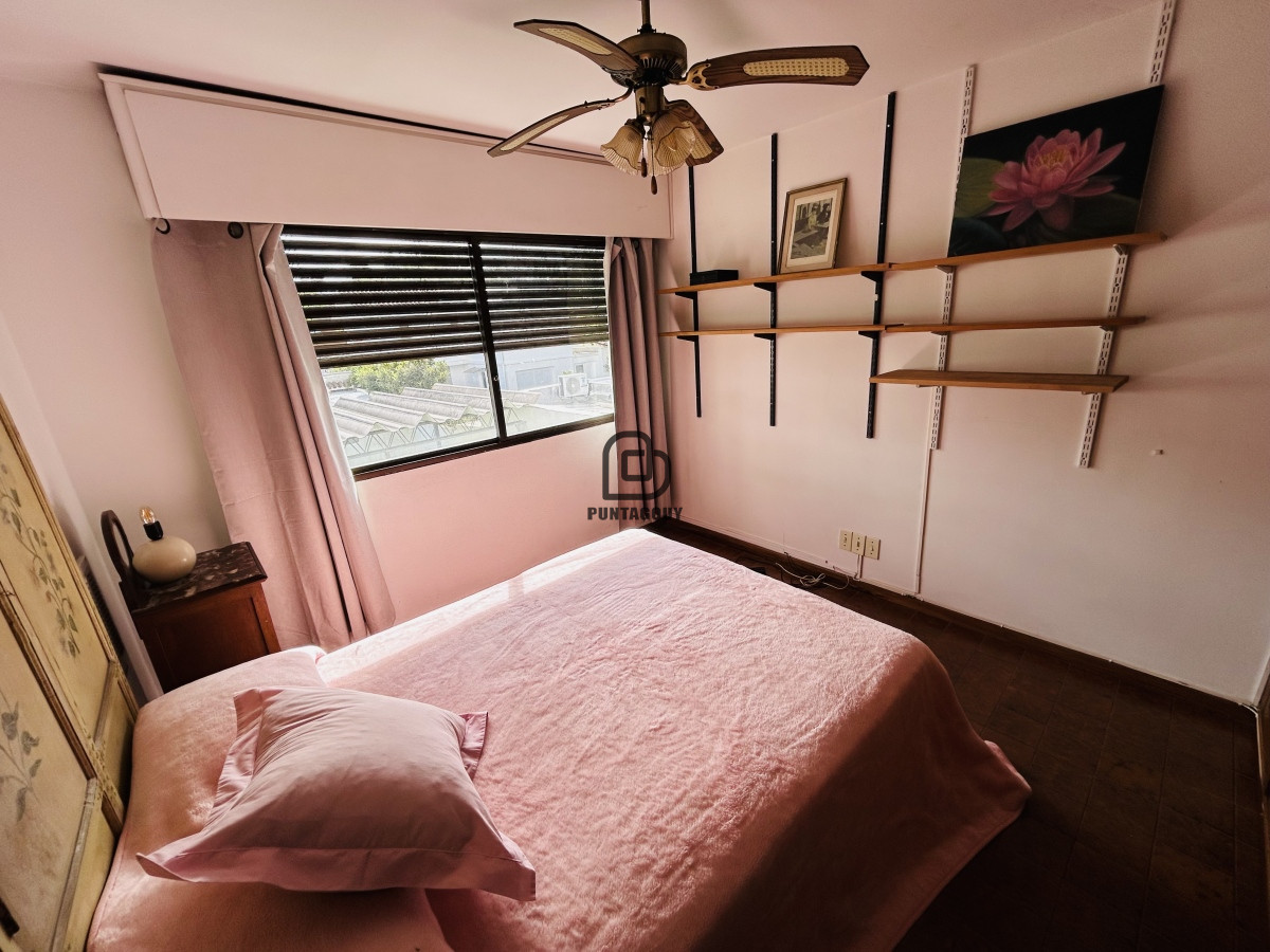 Apartamento ID.1335 - Venta y Alquiler Playa Mansa 3 dormitorios