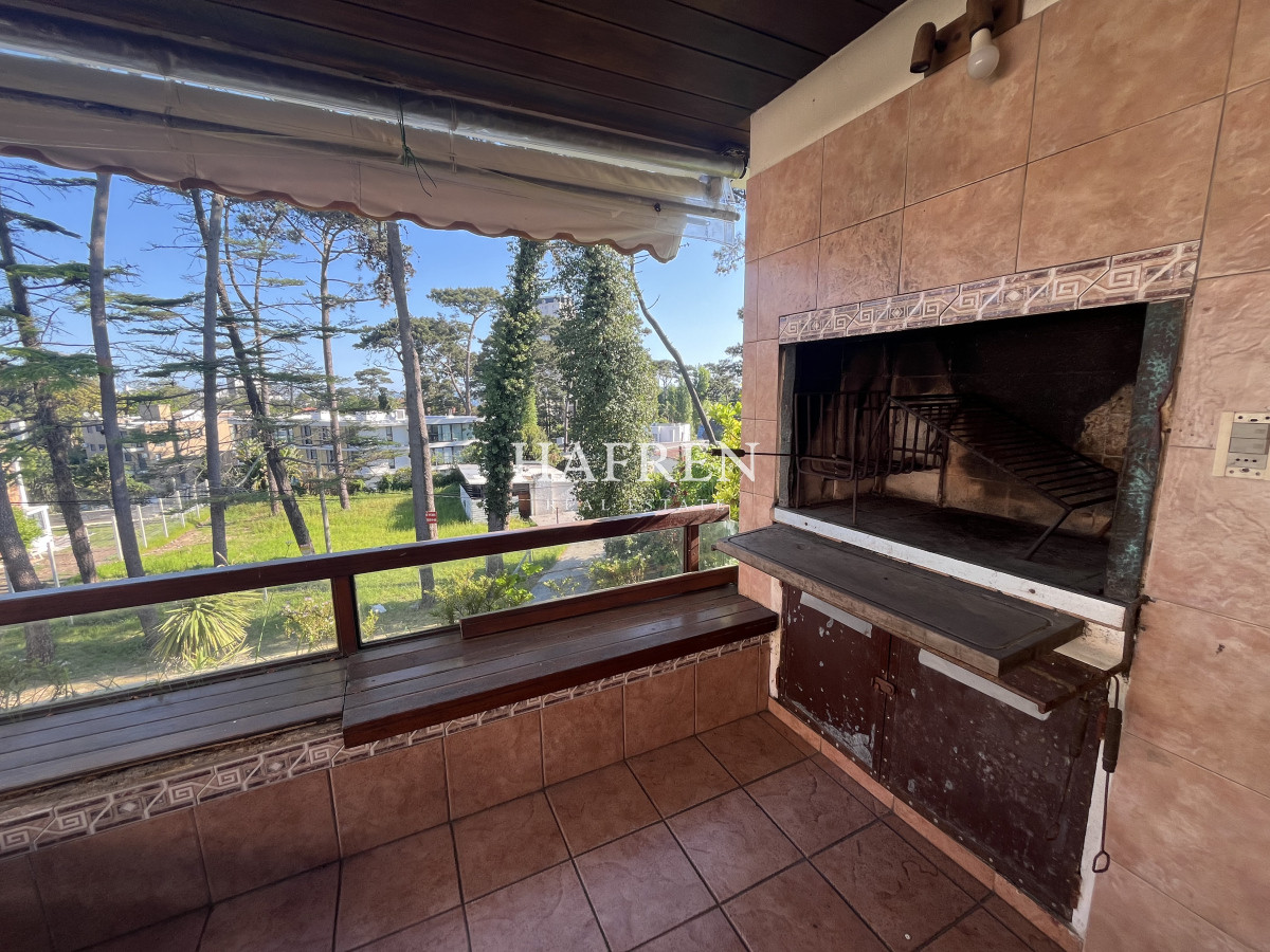 Apartamento ID.288 - Apartamento en venta de 3 dormitorios, Playa Mansa.