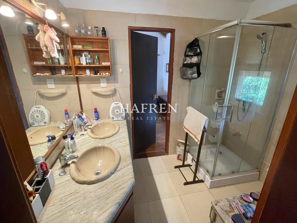 Casa ID.117 - Alquiler Anual de casa en Pinares con piscina