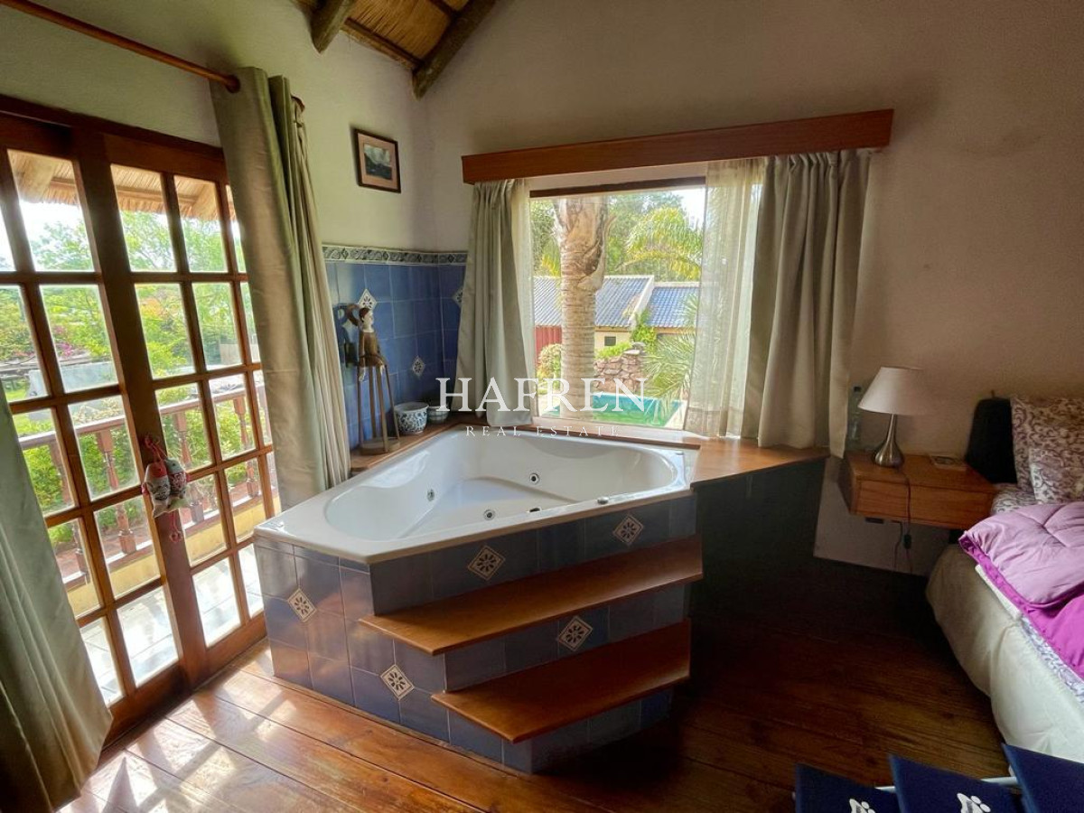 Casa ID.117 - Alquiler Anual de casa en Pinares con piscina