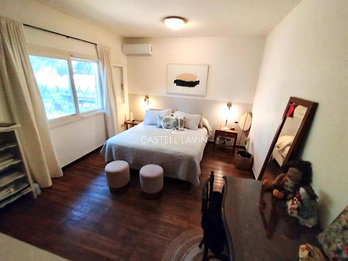 Casa ID.294 - Alquiler Anual Casa próxima a colegios 5 Dormitorios Jardines de Córdoba 
