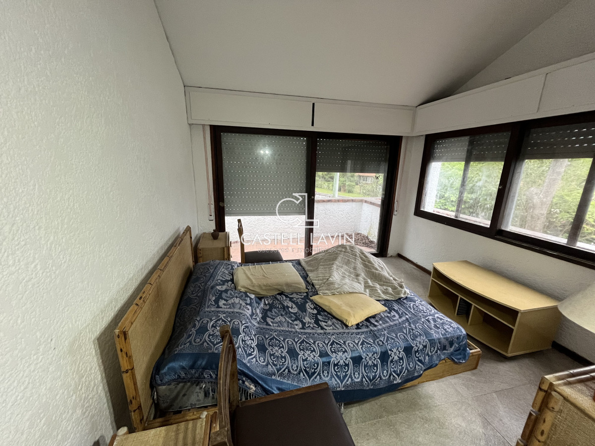 Casa ID.306 - Casa En Venta o alquiler anual, Zona Cantegril.