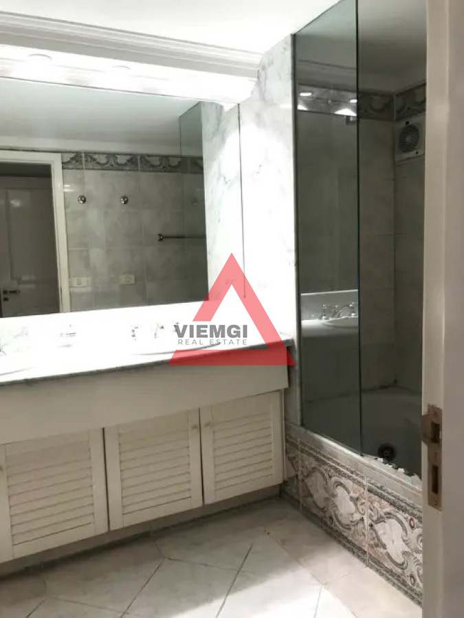 Apartamento ID.231 - Beverly Tower - 4 dormitorios Playa Mansa