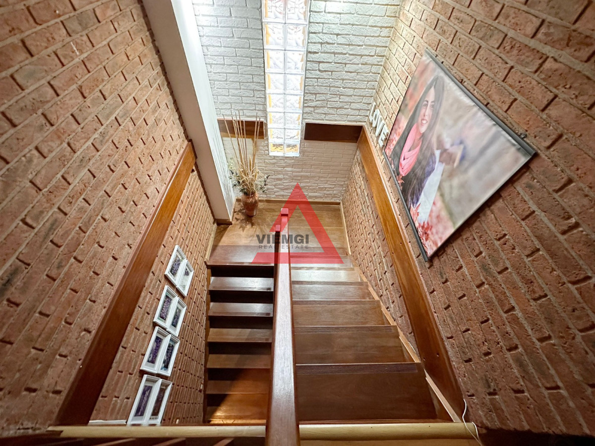 Casa ID.93 - Casa en venta Playa Mansa - 4 dormitorios 