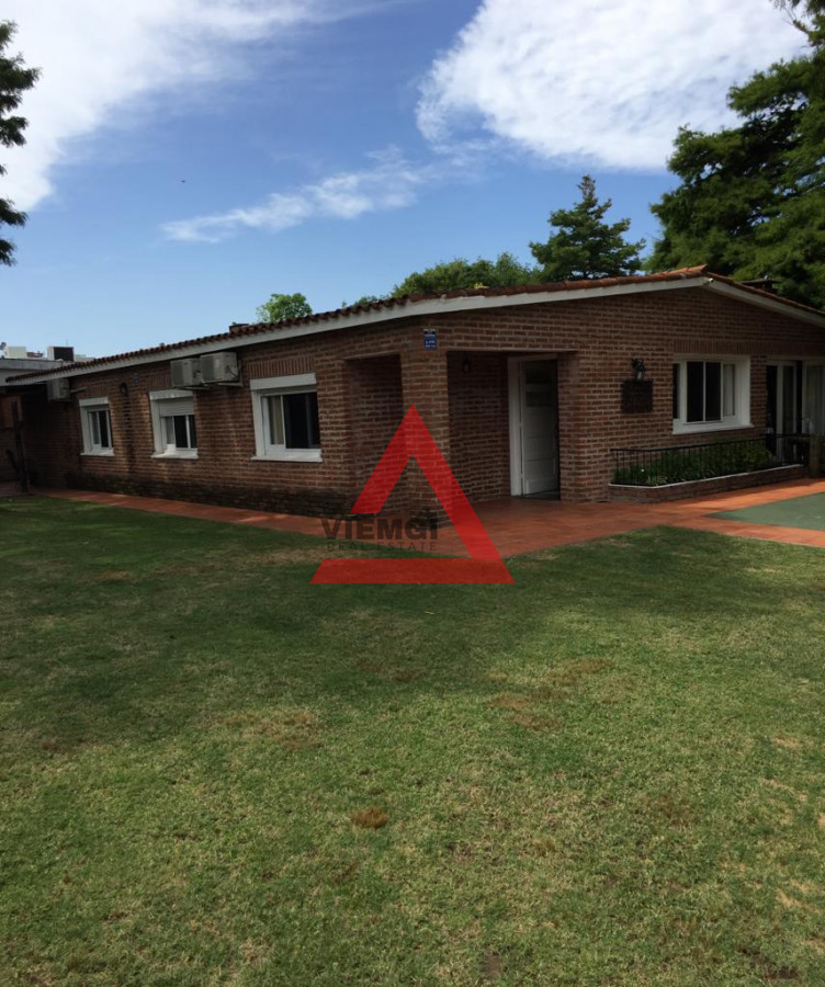 Casa ID.234 - Casa en venta - 3 dormitorios Playa Mansa