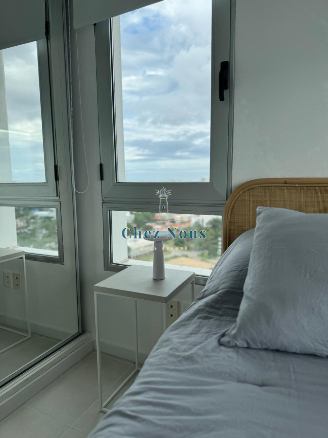 Apartamento ID.603 - Alquiler temporal - Ocean Drive Full Amenities. 1 Dormitorio y medio