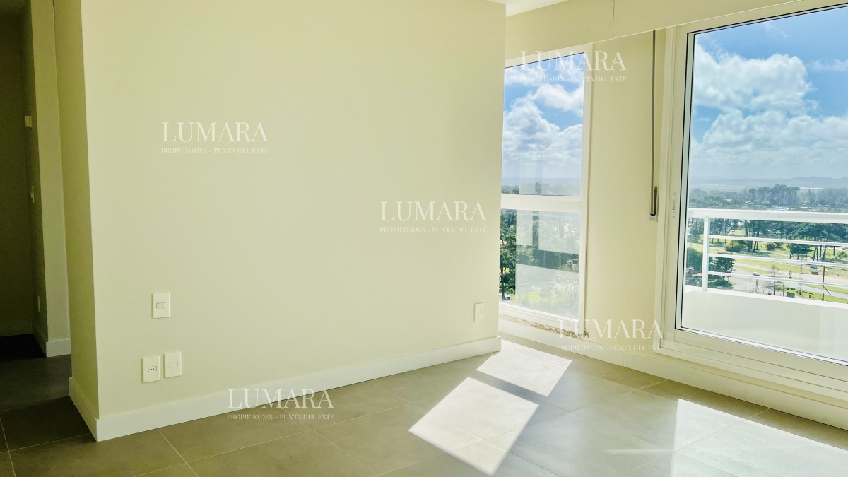 Apartamento ID.910 - Greenlife. 3 Dormitorios con 3 baños. OPORTUNIDAD.