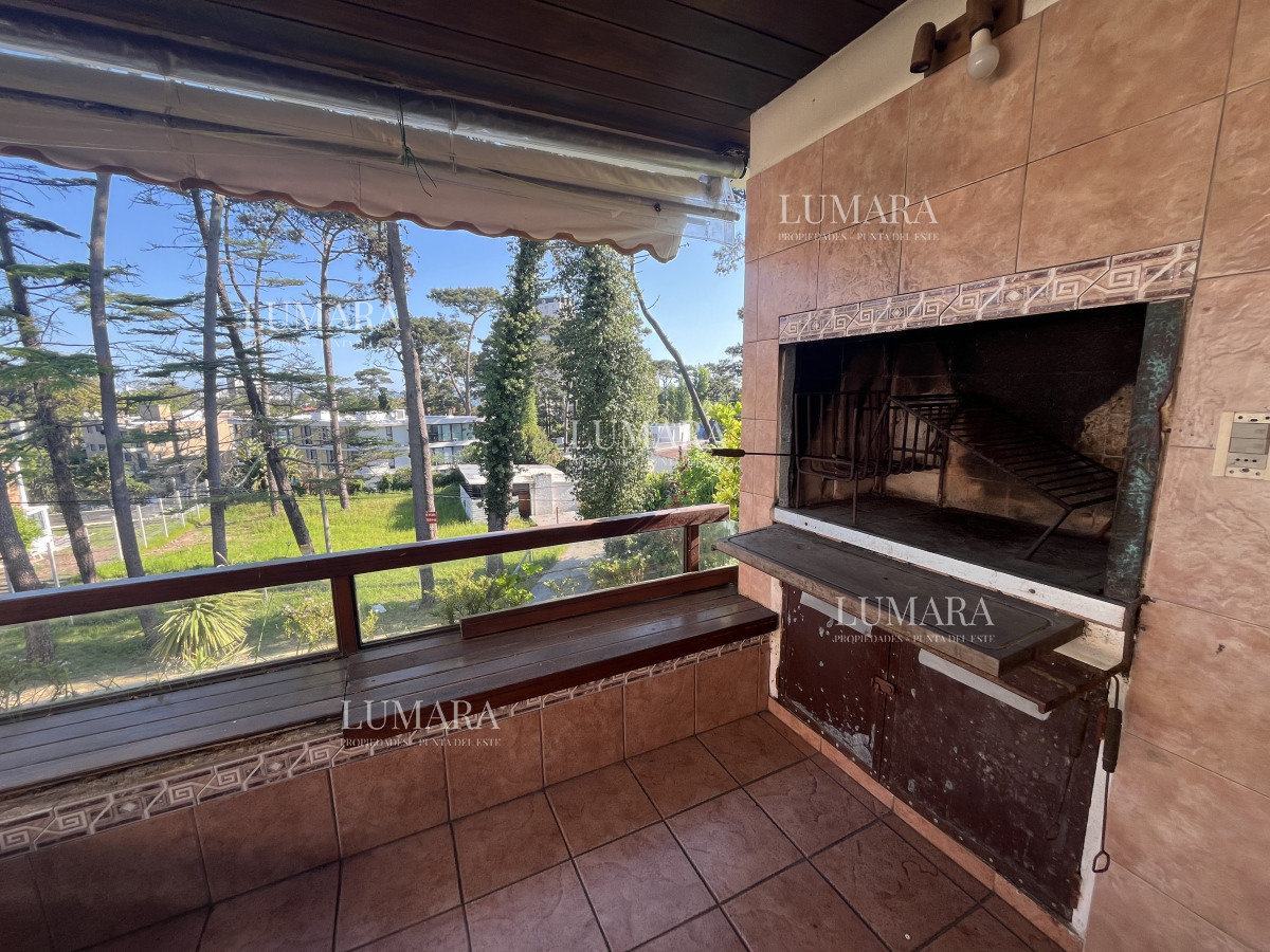 Apartamento ID.613 - Apartamento en venta o alquiler temporario - 3 dormitorios Playa Mansa.