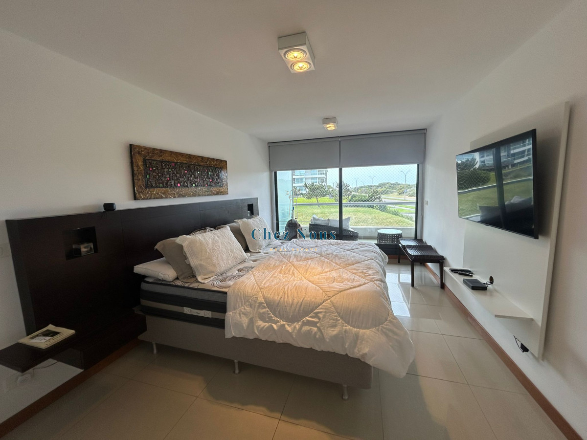 Apartamento ID.605 - Apartamento en alquiler - Primera línea Brava 3 dormitorios + Dep.