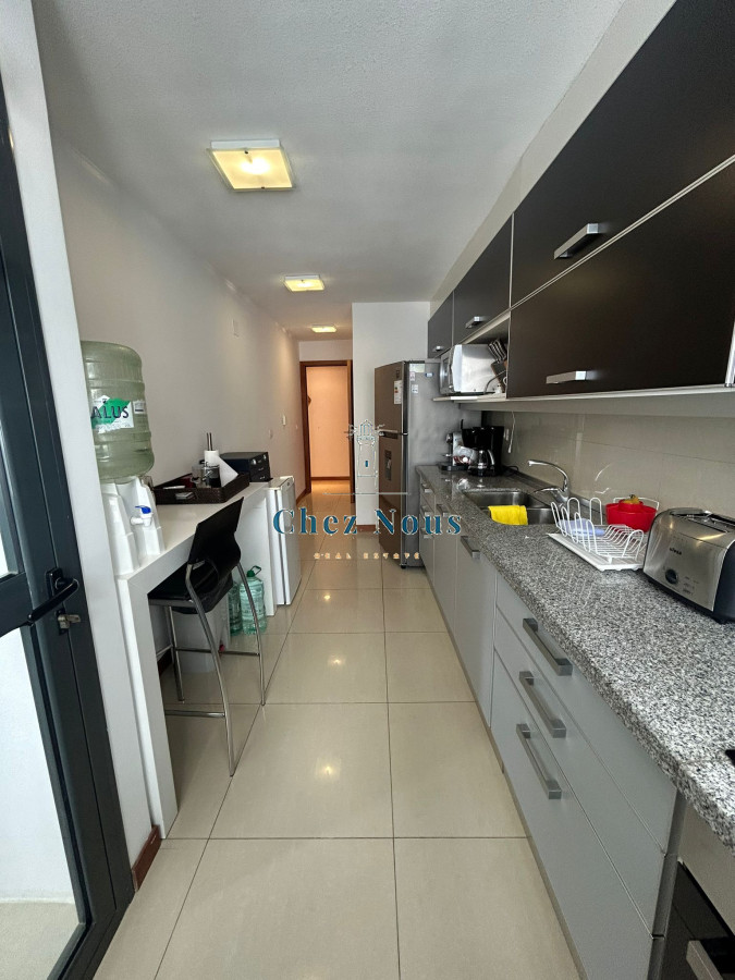 Apartamento ID.605 - Apartamento en alquiler - Primera línea Brava 3 dormitorios + Dep.