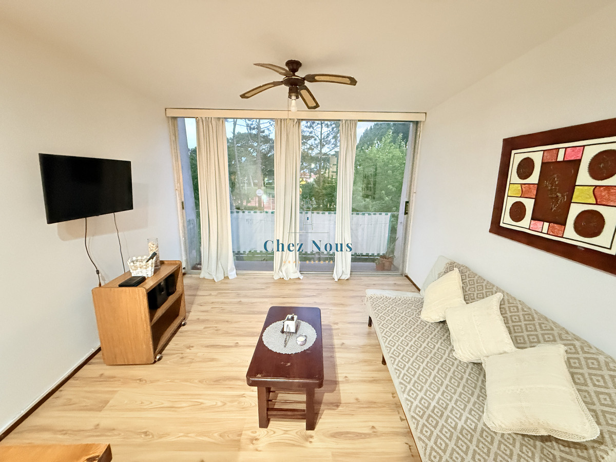 Apartamento ID.668 - Apartamento en Venta, Playa Mansa, Punta del Este
