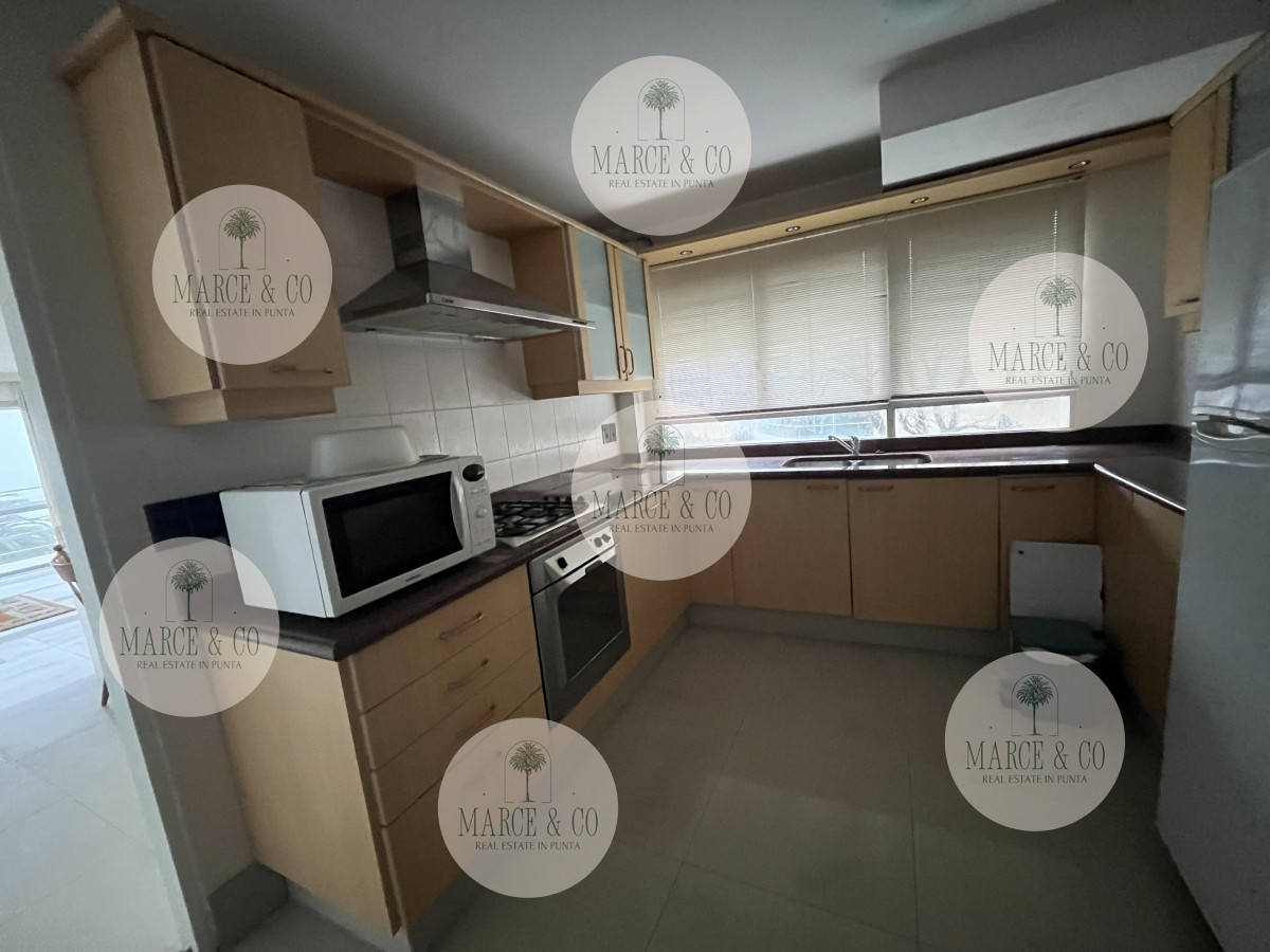 Apartamento ID.944 - Apartamento en venta, puerto Punta del Este.