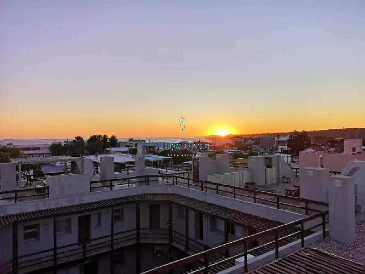 Apartamento ID.979 - Apartamento Penthouse en venta y alquiler de temporada, Manantiales.