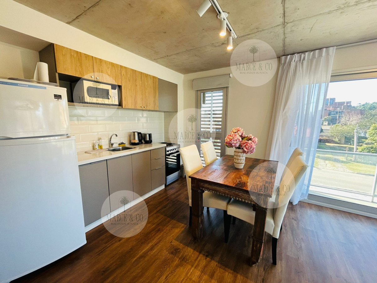 Apartamento ID.2559 - Apartamento en venta 2 Dormitorios , Playa Mansa, Punta del este 