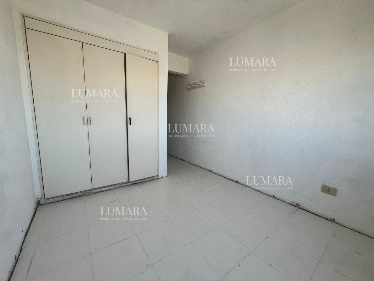 Apartamento ID.499 - Apartamento en venta - 3 dormitorios Barrio Ipora.