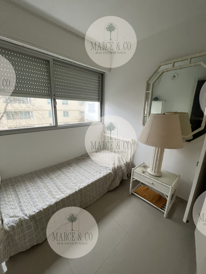 Apartamento ID.944 - Apartamento en venta, puerto Punta del Este.
