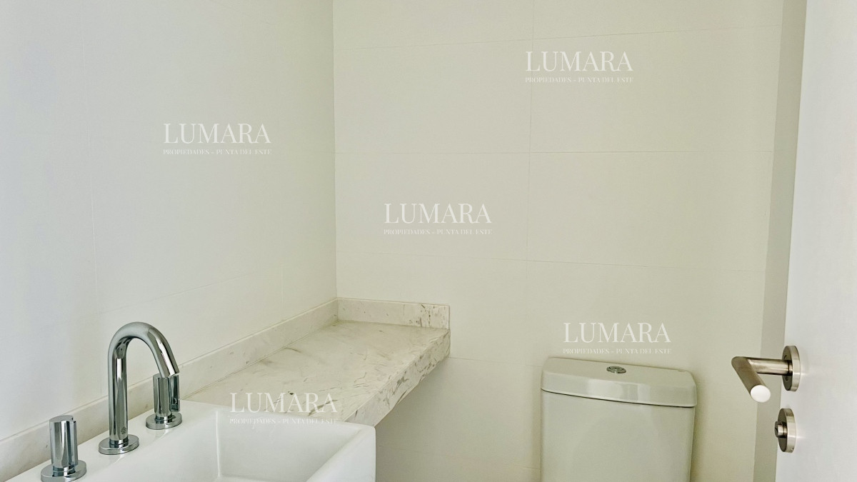 Apartamento ID.910 - Greenlife. 3 Dormitorios con 3 baños. OPORTUNIDAD.