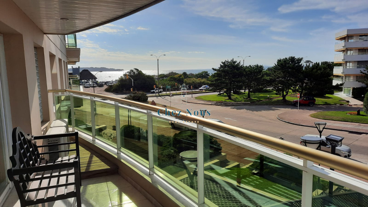Apartamento ID.633 - Apartamento En Venta Primera Línea, Punta Del Este.