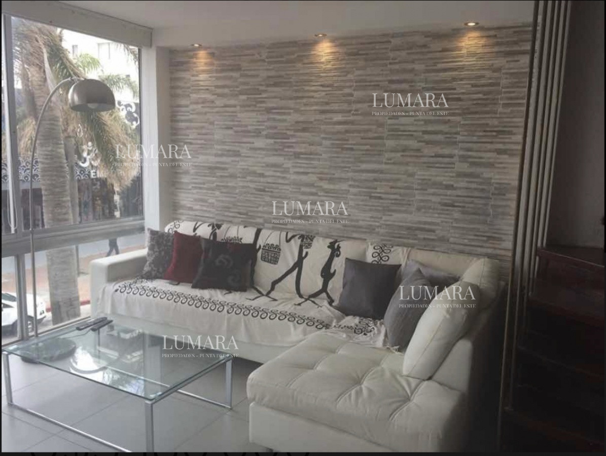 Apartamento ID.2540 - Apartamento en Venta, Península, Punta del Este