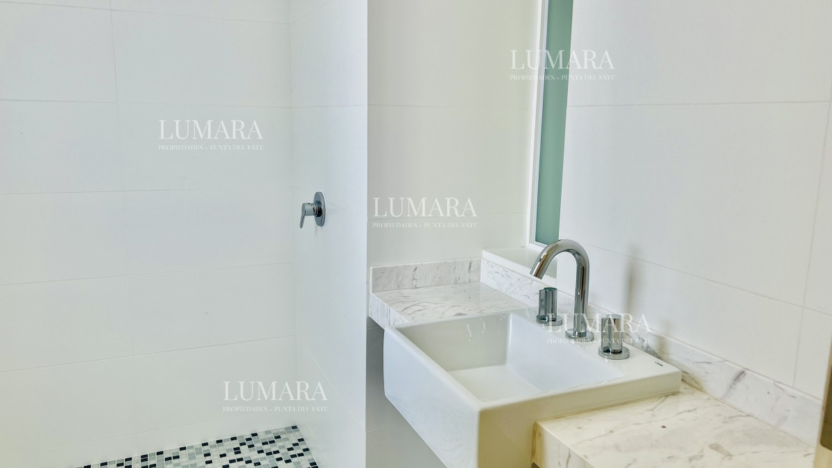 Apartamento ID.914 - Greenlife. 3 Dormitorios con 4 baños. OPORTUNIDAD.