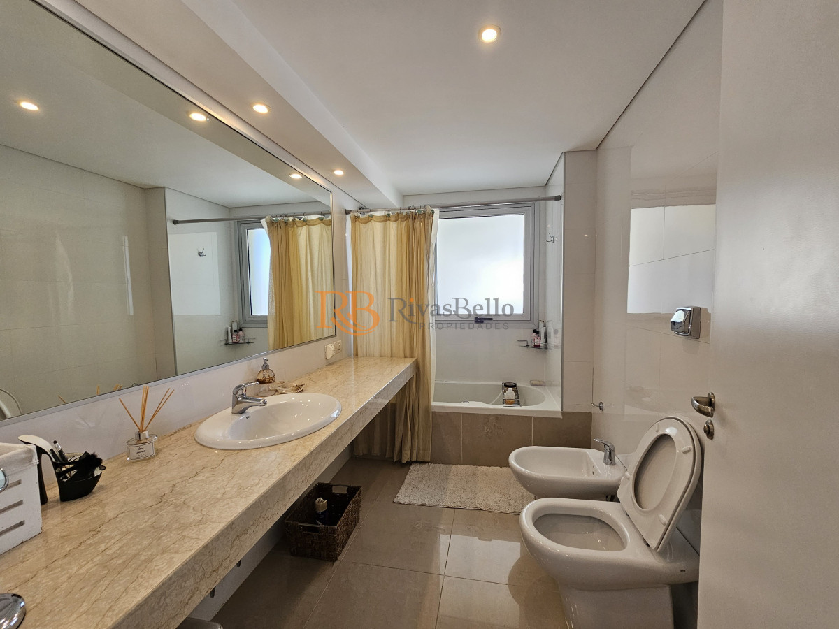 Apartamento ID.32 - Exclusividad en brava - 3 dormitorios en suite con barbacoa y jacuzzi.
