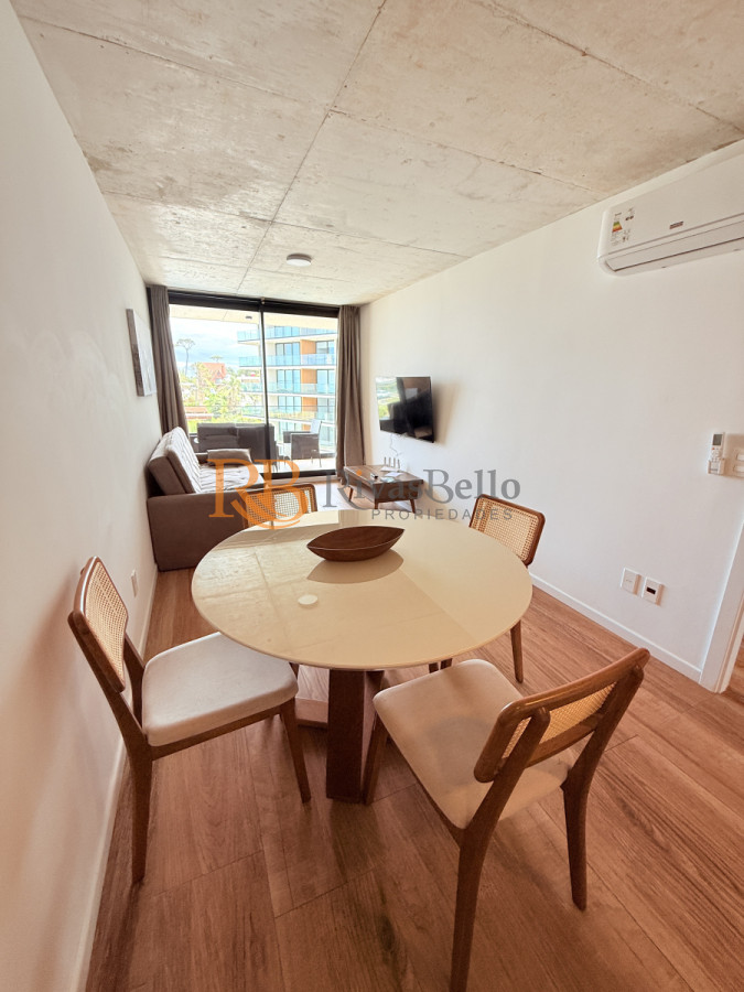 Apartamento ID.20 - Apartamento en Venta primera Linea, Playa Mansa, Punta del Este