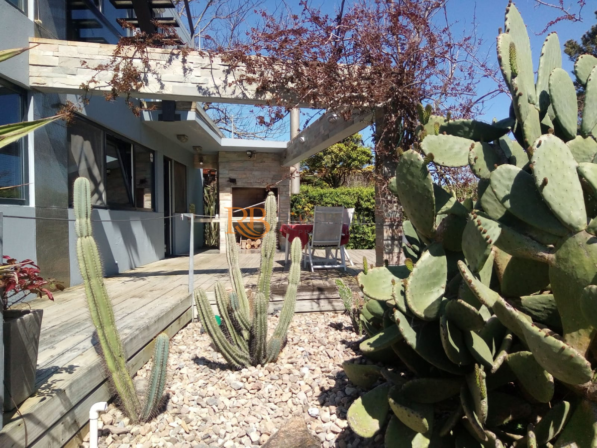 Casa ID.44 - Espetacular casa en venta en rincón del indio 