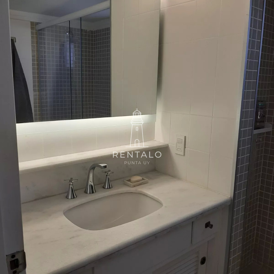 Apartamento ID.591 - Alquiler de temporada frente al puerto - 2 dormitorios.