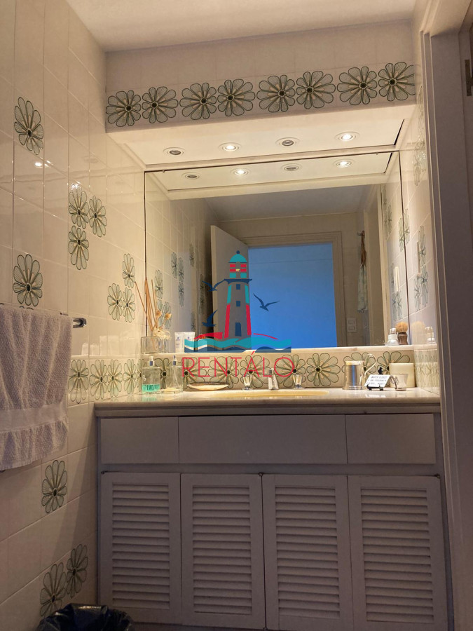 Apartamento ID.91 - Venta apartamento 3 dormitorios en punta del este primera linea