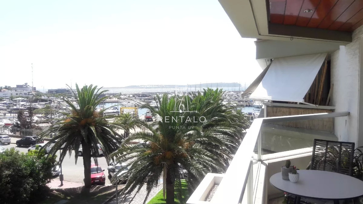 Apartamento ID.591 - Alquiler de temporada frente al puerto - 2 dormitorios.