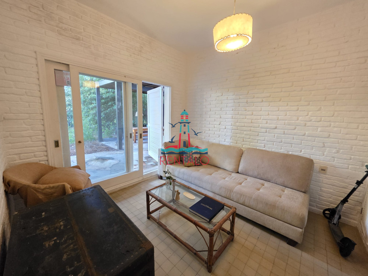 Casa ID.718 - Casa en alquiler anual y de temporada San Rafael - 5 Dormitorios 