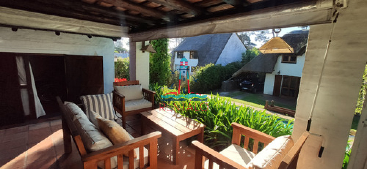 Casa ID.719 - Casa En Pinares - 3 dormitorios piscina climatizada