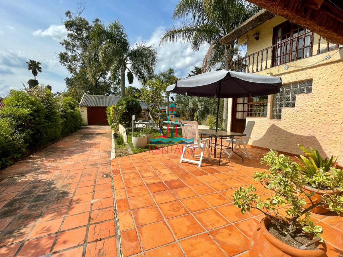 Casa ID.233 - Alquiler anual casa en Punta del este con piscina 