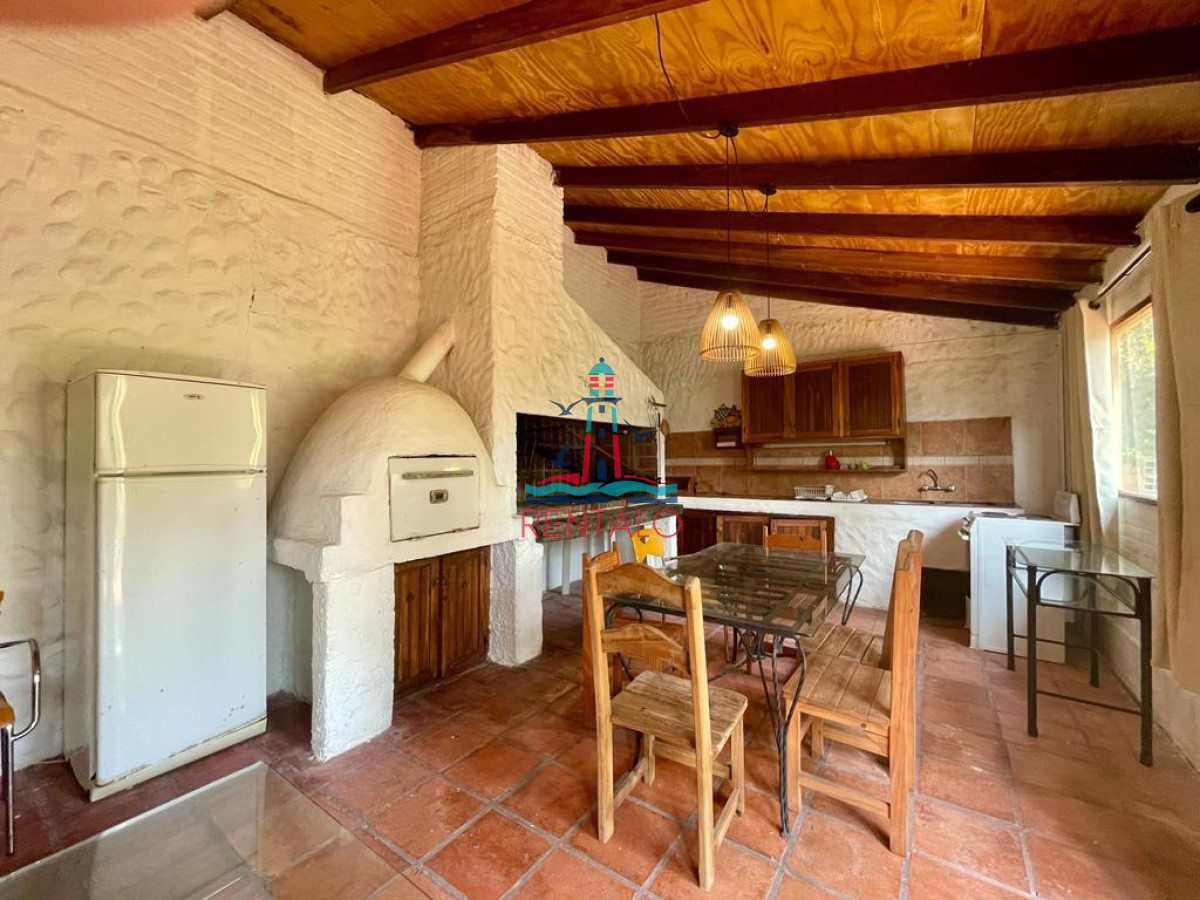 Casa ID.233 - Alquiler anual casa en Punta del este con piscina 