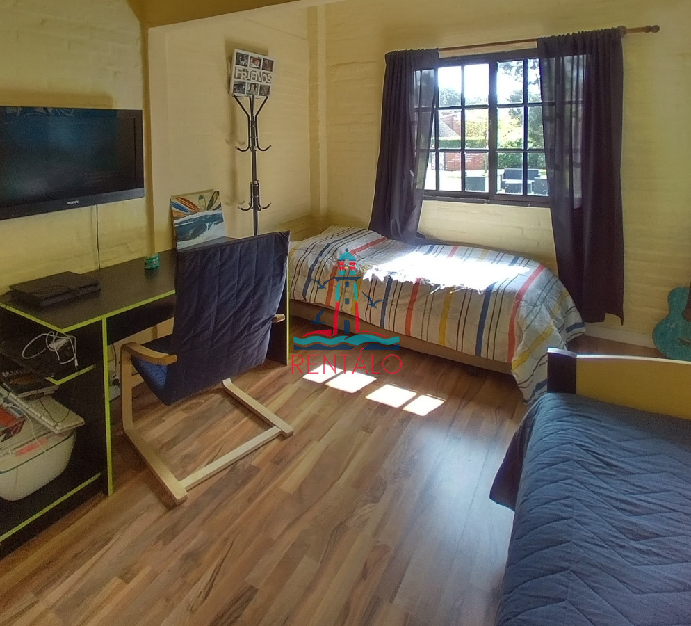 Casa ID.272 - Casa En alquiler de verano y Venta Punta Del Este, Pinares.