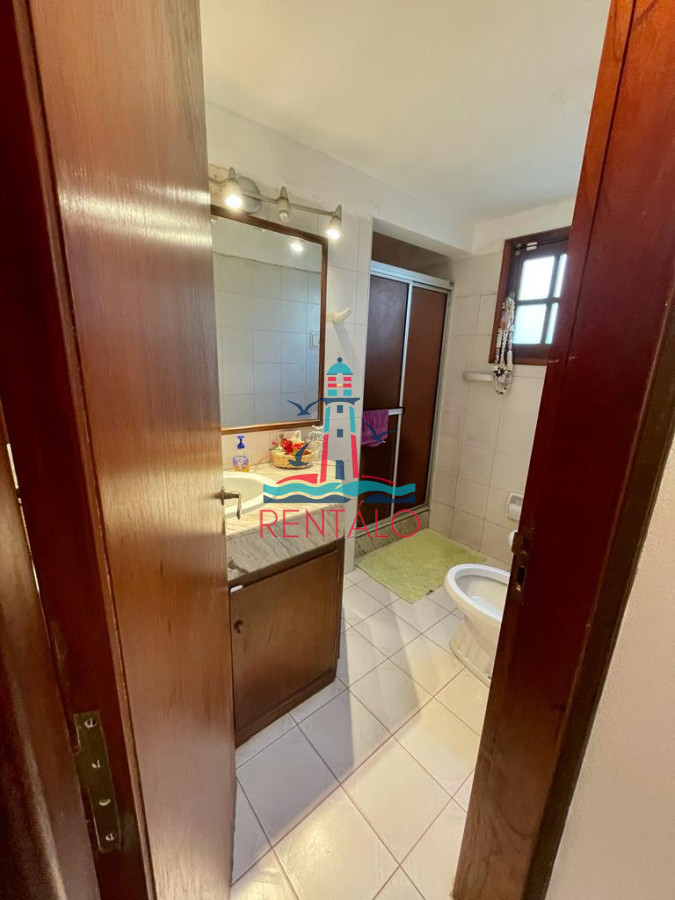 Casa ID.233 - Alquiler anual casa en Punta del este con piscina 