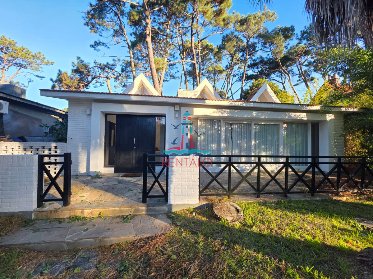 Casa ID.718 - Casa en alquiler anual y de temporada San Rafael - 5 Dormitorios 