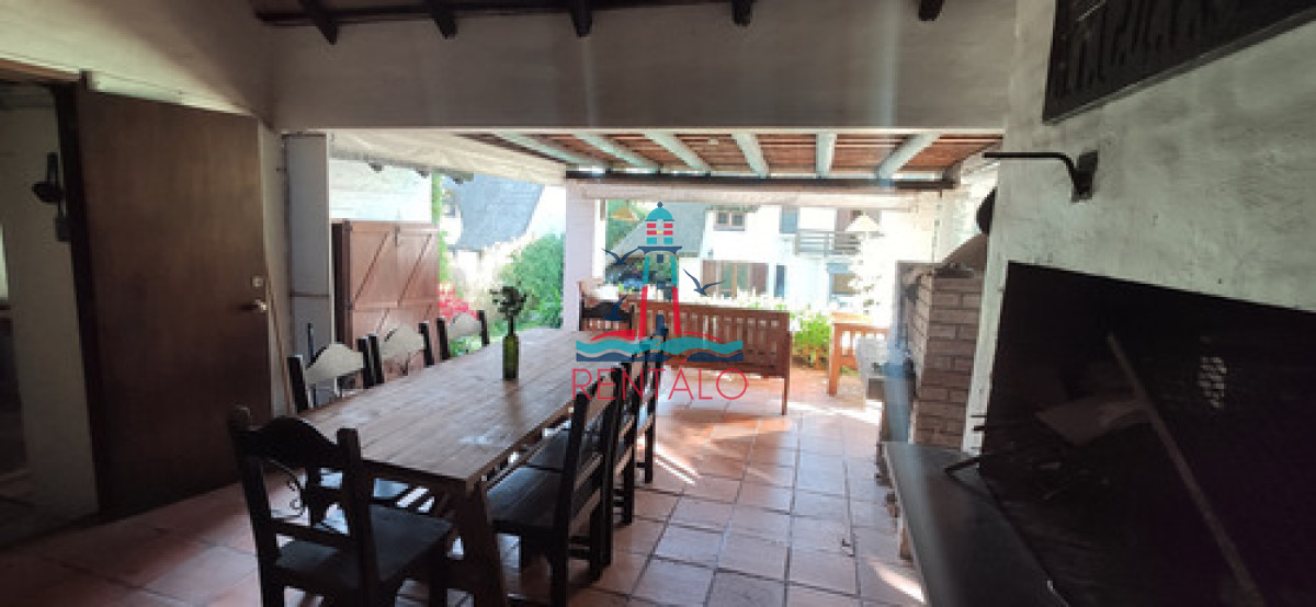 Casa ID.719 - Casa En Pinares - 3 dormitorios piscina climatizada