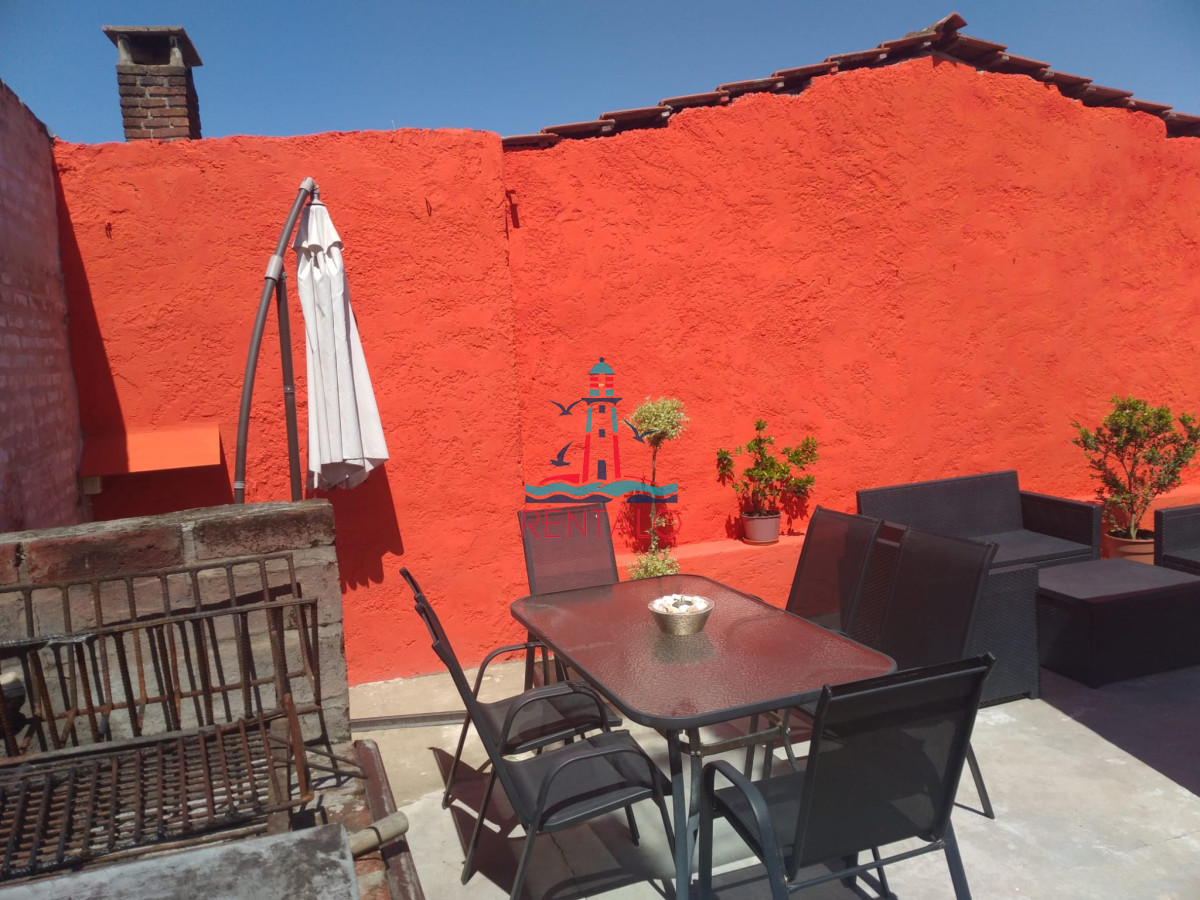 Casa ID.272 - Casa En alquiler de verano y Venta Punta Del Este, Pinares.