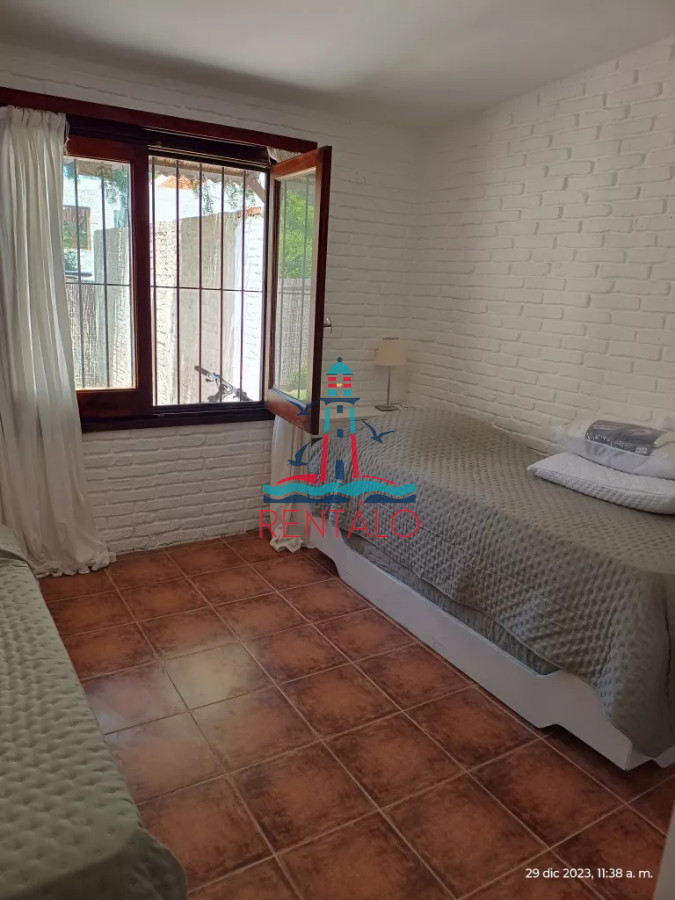 Casa ID.612 - Casa temporal - 2 dormitorios pinares Camino a la laguna.