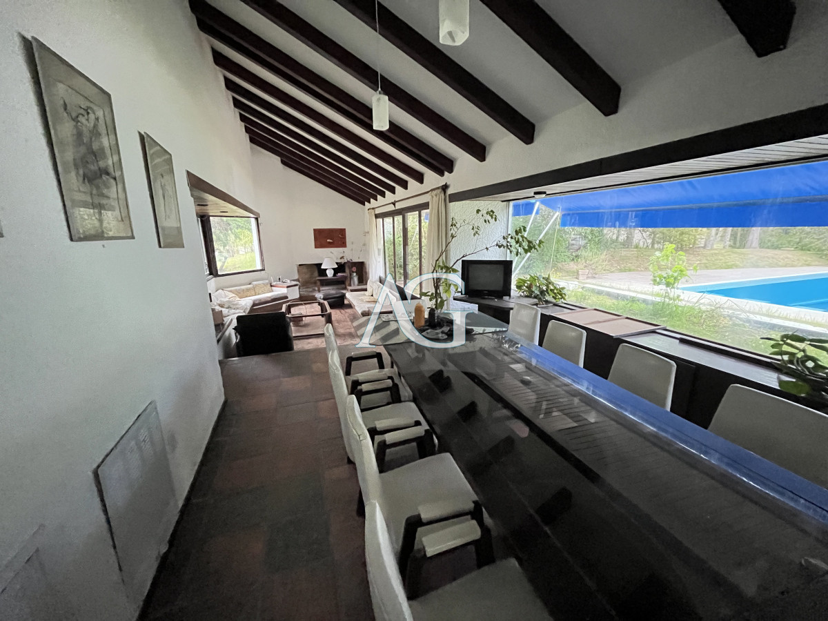 Casa ID.40 - Casa En Venta o alquiler anual, Zona Cantegril.