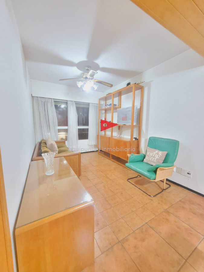 Apartamento ID.197 - Apartamento en Venta, Peninsula, Punta del Este